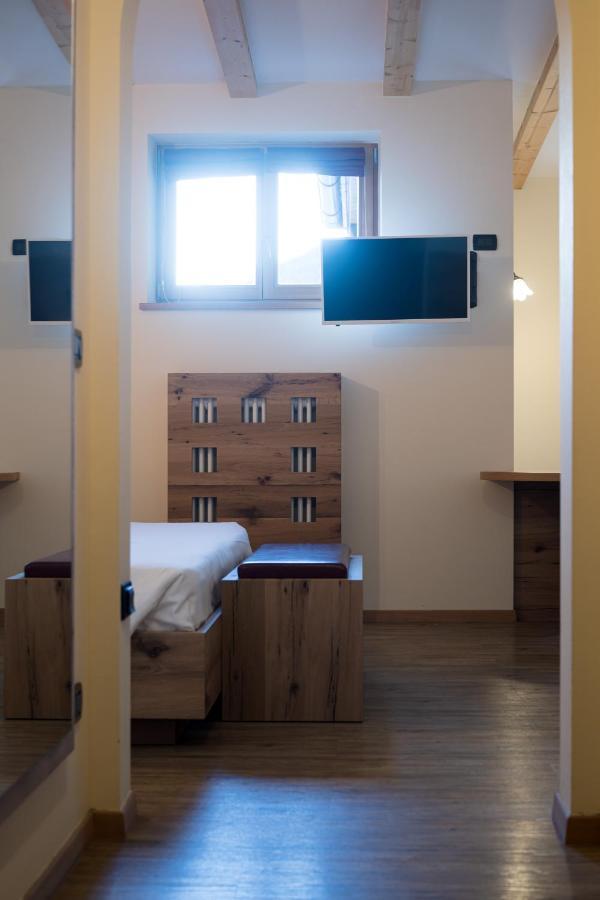 Hotel Crepei Pozza di Fassa Esterno foto